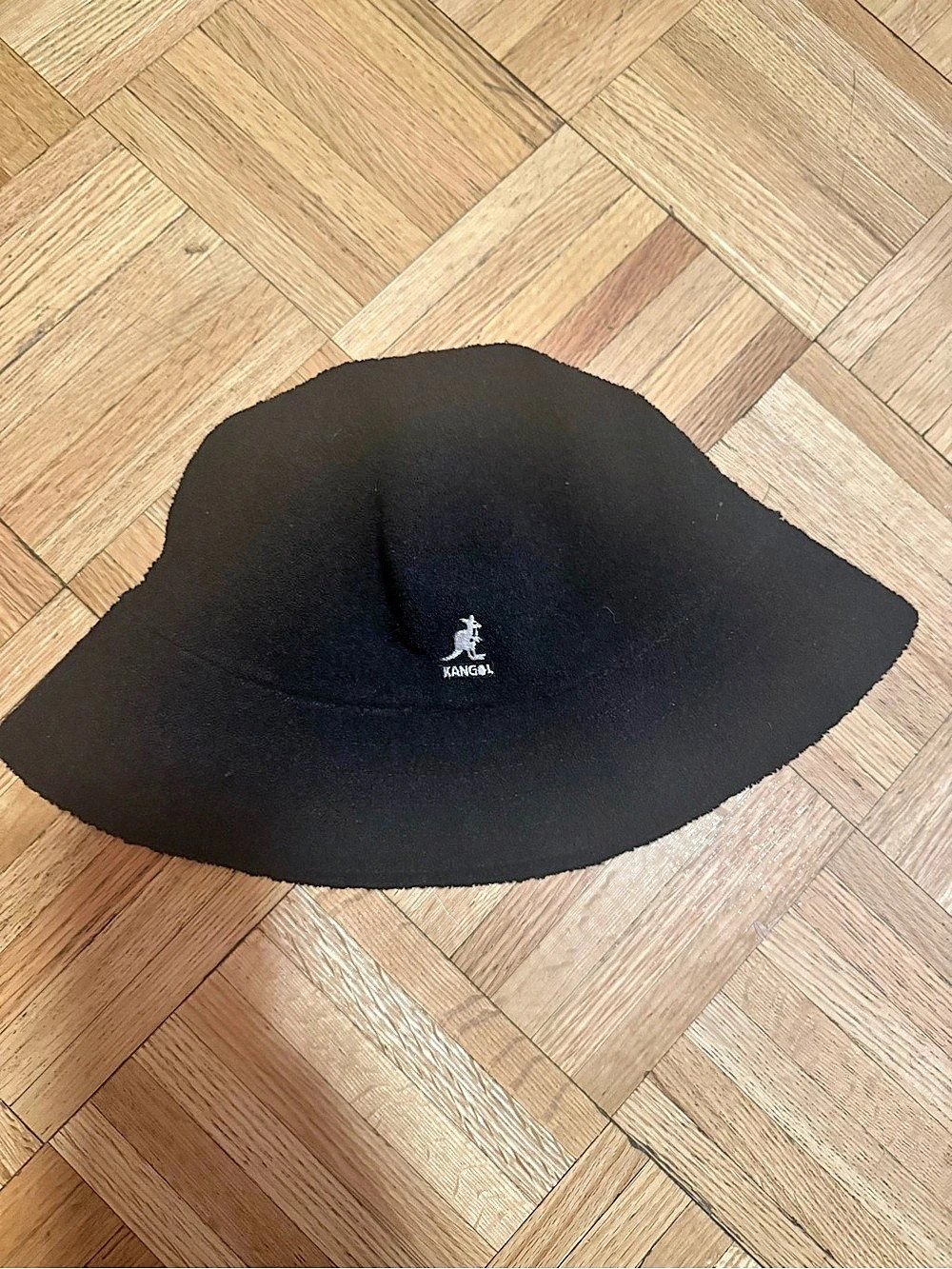 Kangol Furgora Casual Black Hat Like New